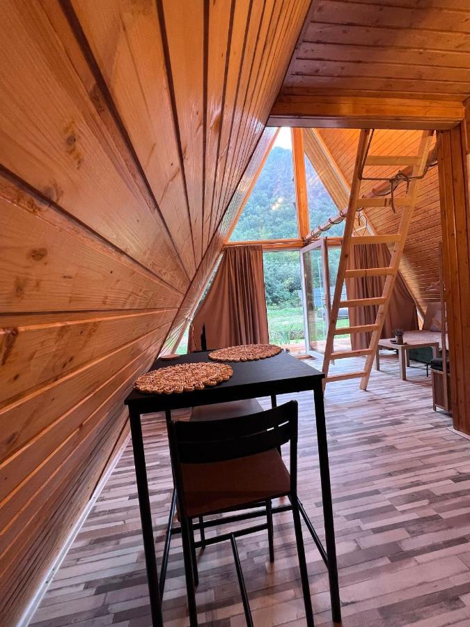 Cabane A-Frame Svinita Bagian luar foto