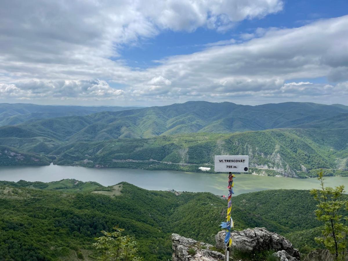 Cabane A-Frame Svinita Bagian luar foto