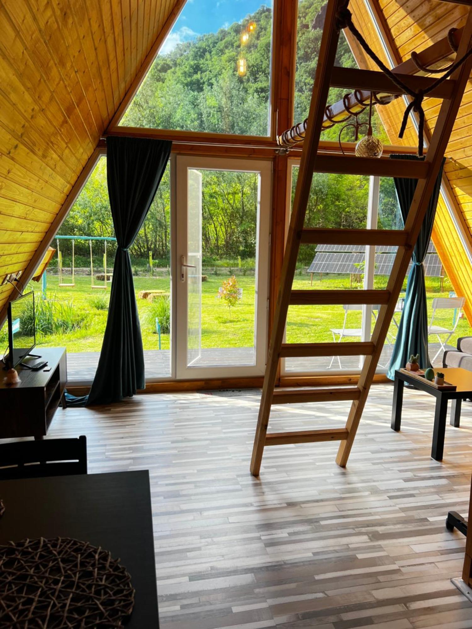 Cabane A-Frame Svinita Bagian luar foto