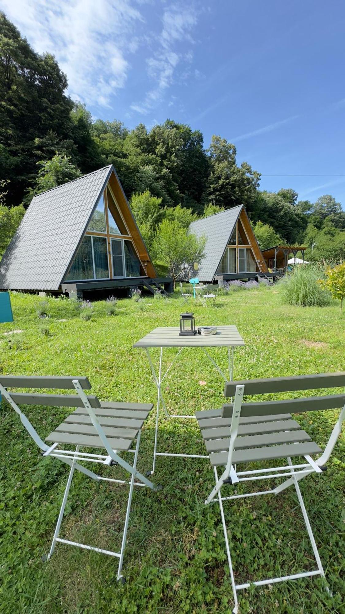 Cabane A-Frame Svinita Bagian luar foto