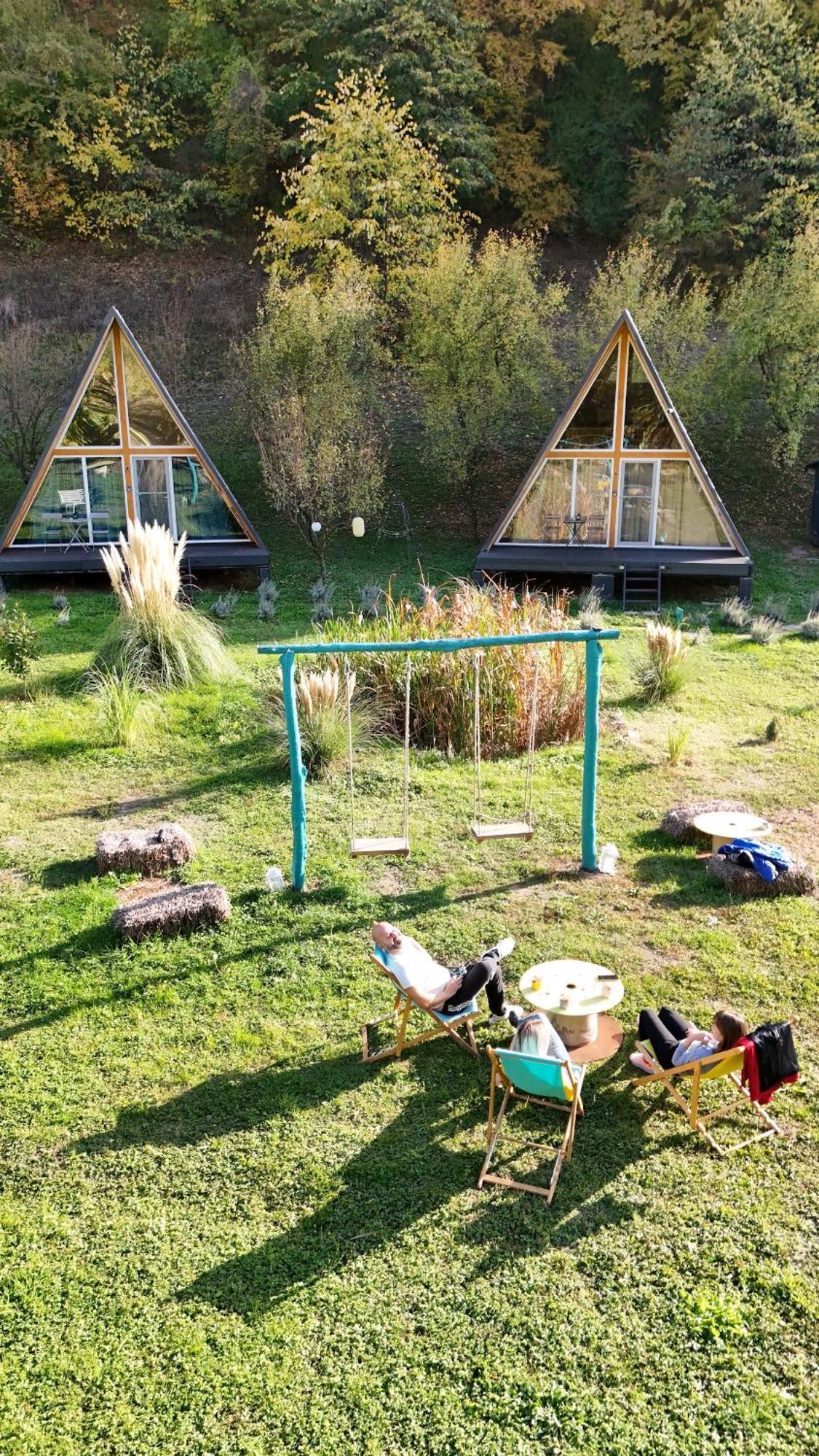 Cabane A-Frame Svinita Bagian luar foto